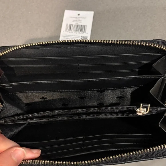 NWT kate spade Wallet- Black Quilted Leather - Picture 3 of 3